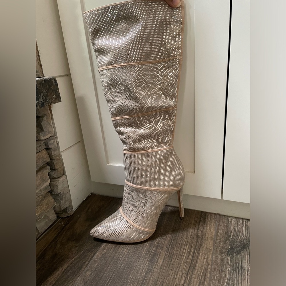 Lulus high heel boot. Nude/silver size 7